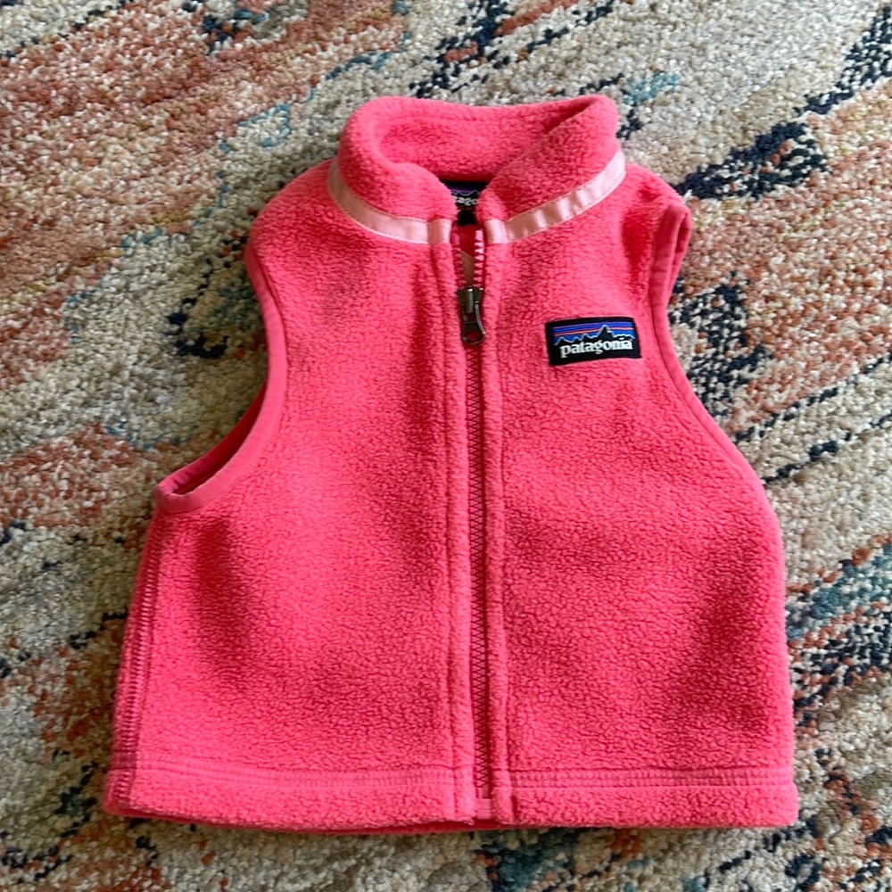 Patagonia fleece vest for baby 3-6 mo
